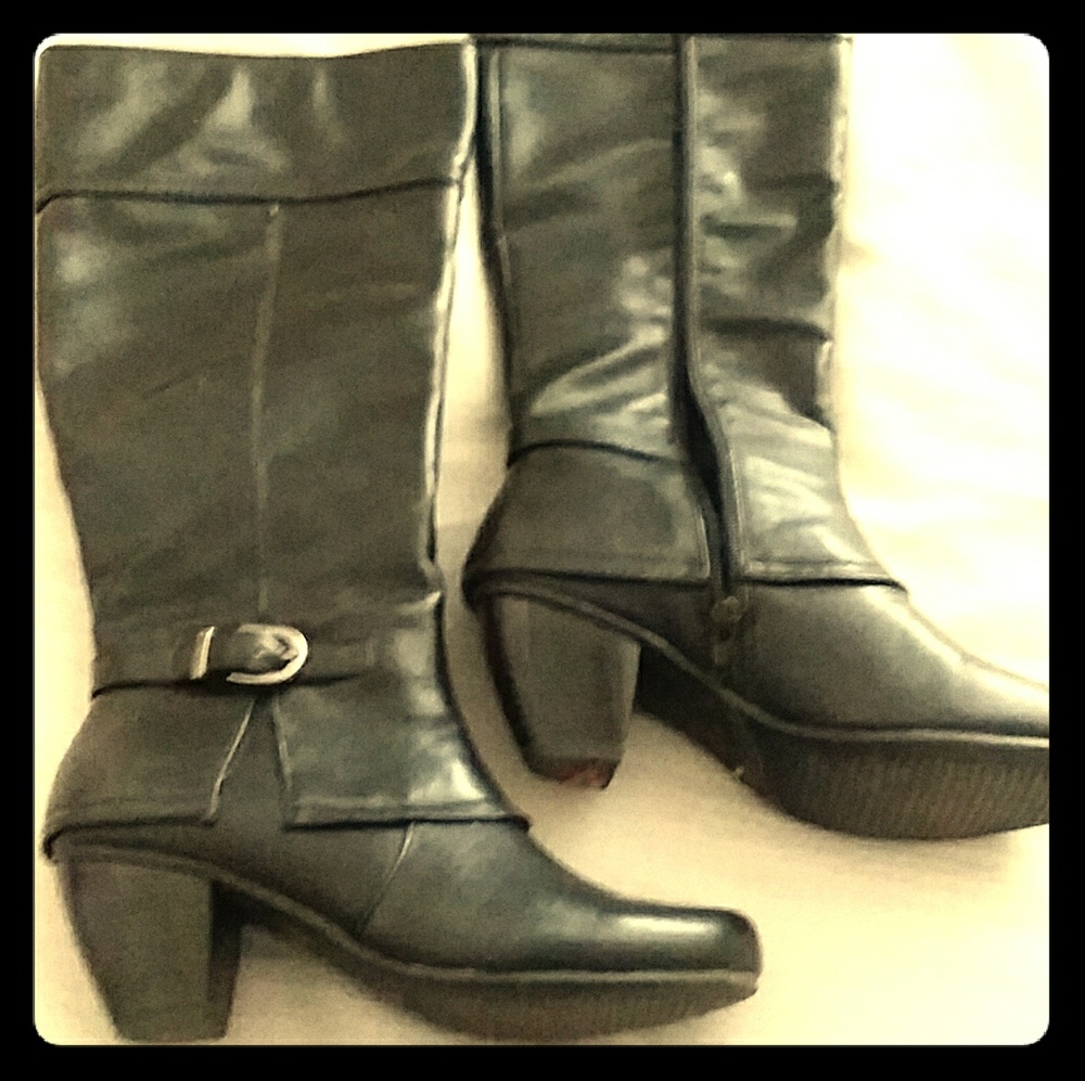 Black boots